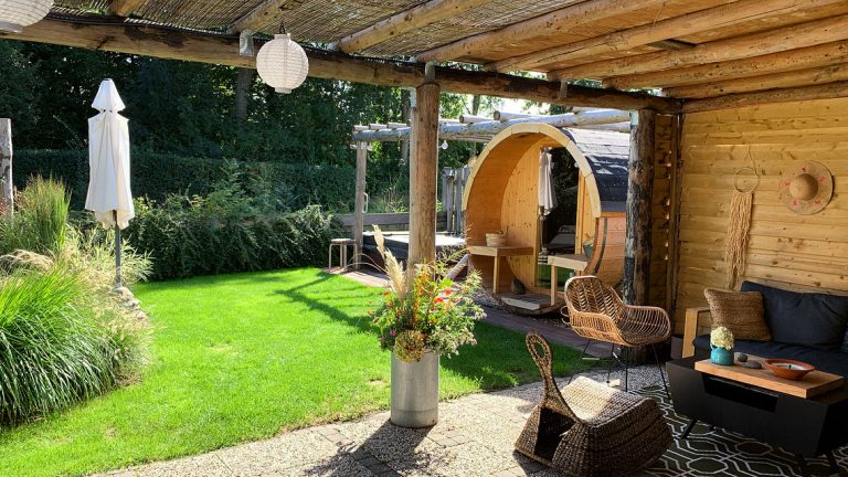 711FEF42-7C95-4E1C-9F21-5E853BB6F42D